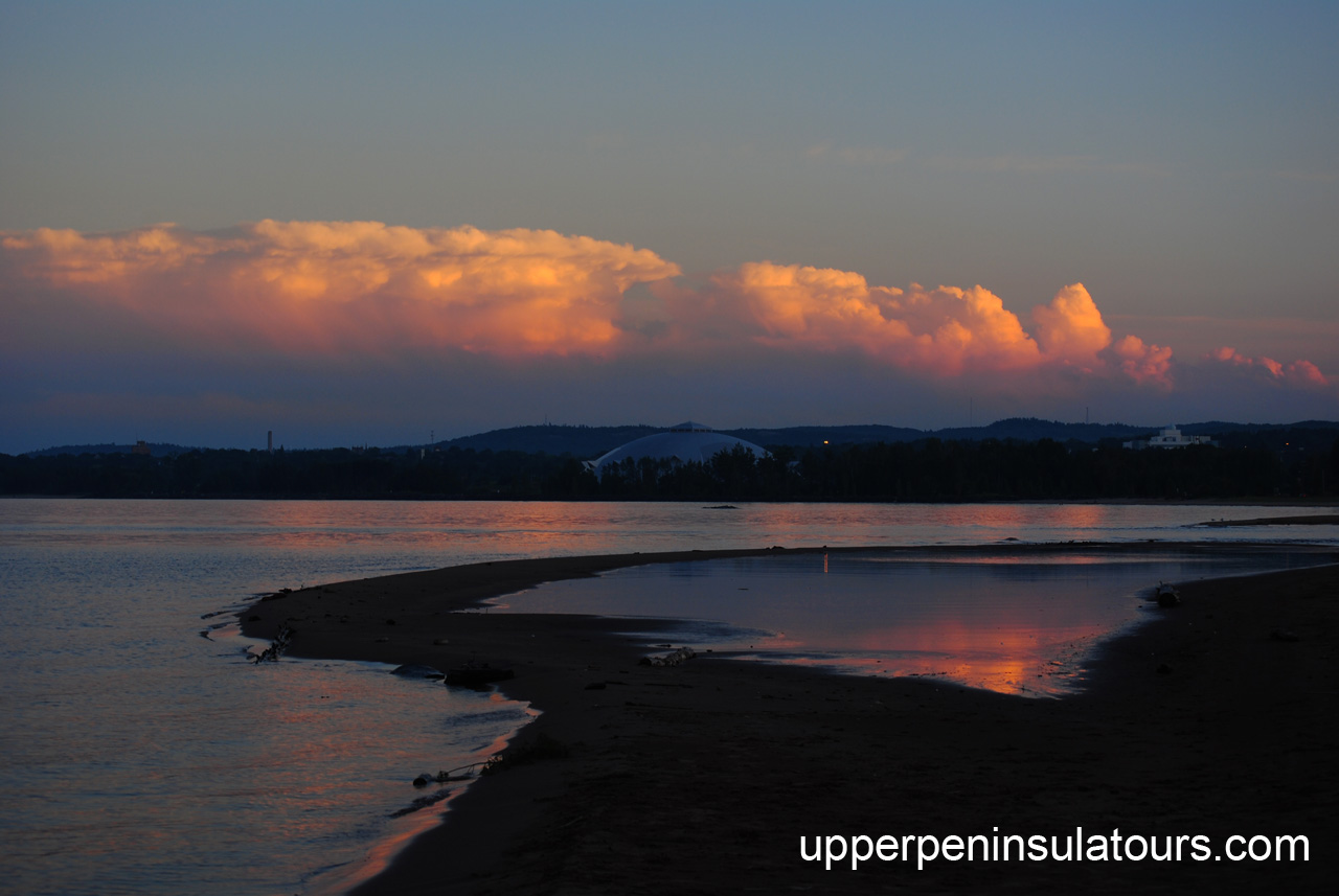 Yooper Dome, Marquette Queen City Tour - upper peninsula guided tours